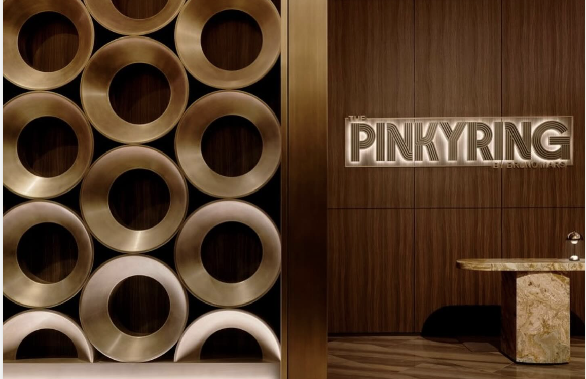 Pinky Ring Bruno Mars